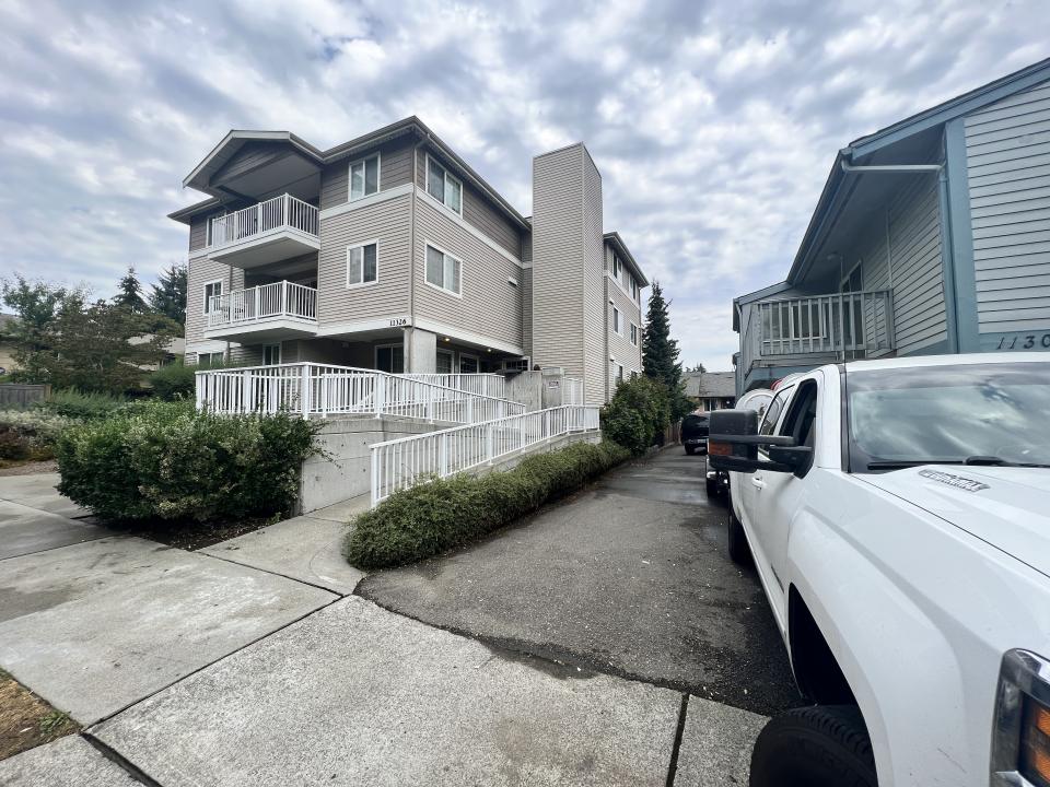 Multi-Unit Condo Cleaning and Parking Garage in Seattle, WA