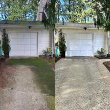 Roof-Deck-and-Driveway-Cleaning-in-Bellevue-WA 3